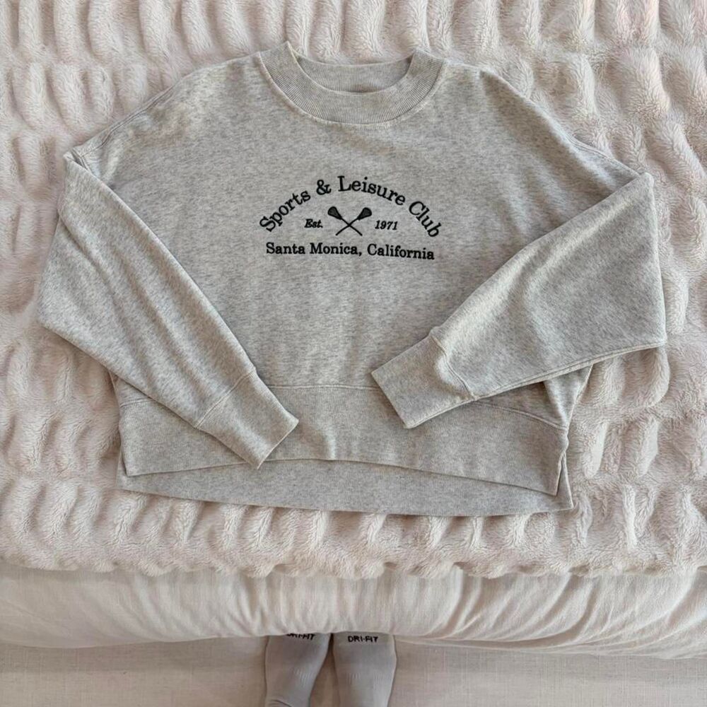 Abercrombie-fitch Women's Grey and White Sweatshirt